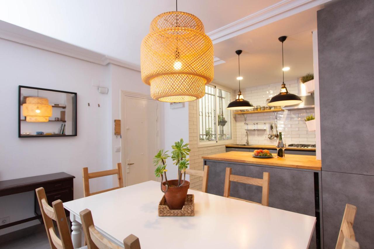 Apartamento Duplex Penthouse With Terrace By Thegoodtourist Sevilla Exterior foto