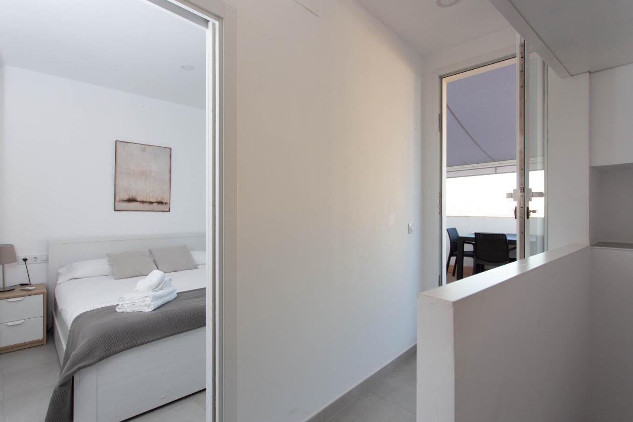 Apartamento Duplex Penthouse With Terrace By Thegoodtourist Sevilla Exterior foto